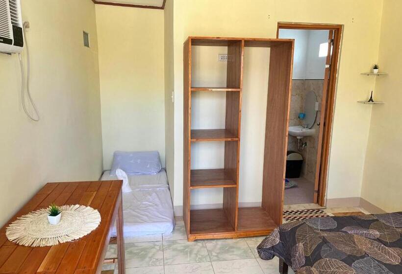 اتاق سوپریور, Trisha Guesthouse