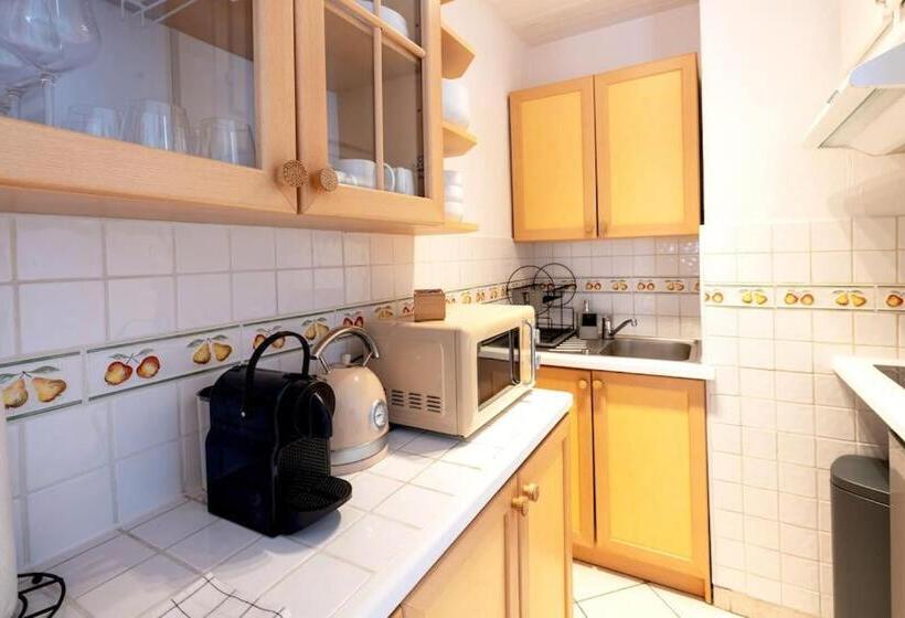 شقة غرفة واحدة, Résidence Marie Thérèse