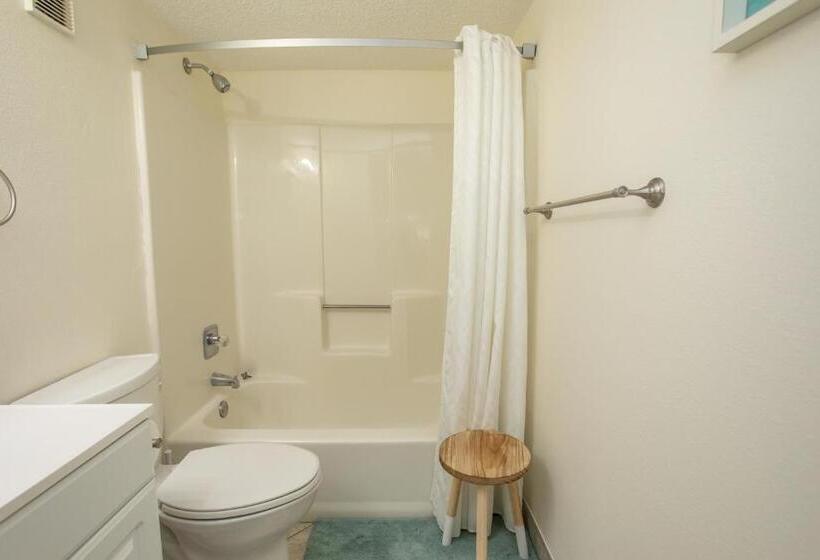 海の見える１ベッドルームアパートメント, Waters Edge