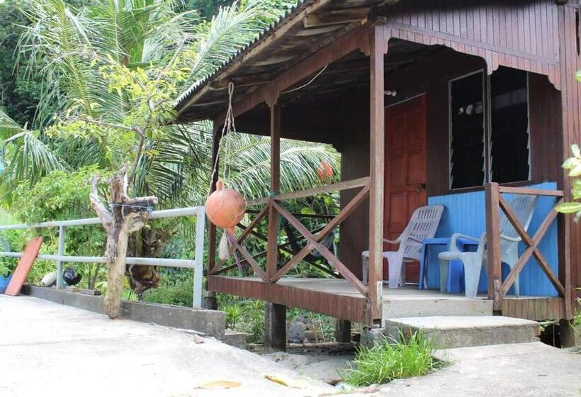 בקתת חדר, Ella S Place Salang Tioman