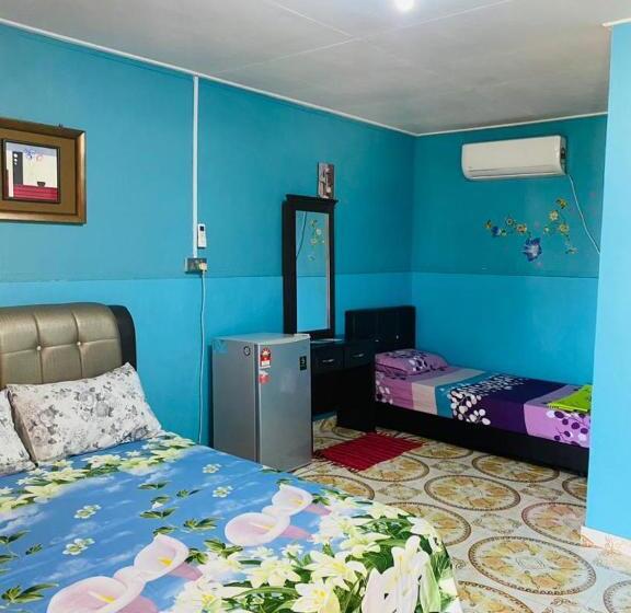 חדר סטנדרט לשלושה, Ella S Place Salang Tioman