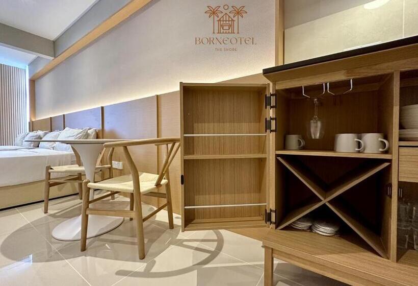 غرفة عائلية مطلّة علي البحر, Borneotel The Shore Kk By Chg