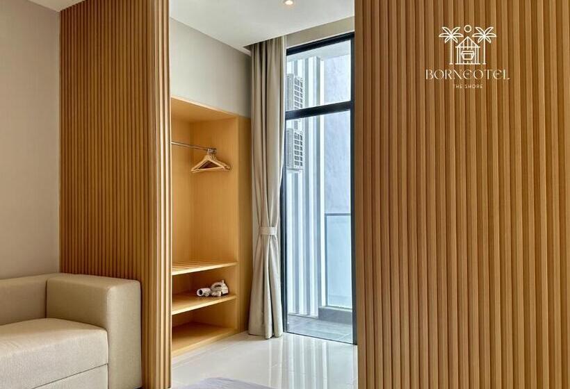 غرفة عائلية مطلّة علي البحر, Borneotel The Shore Kk By Chg