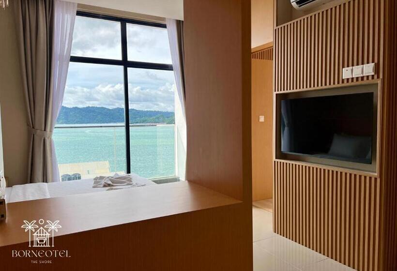 جناح سوبيريور مطل علي البحر, Borneotel The Shore Kk By Chg