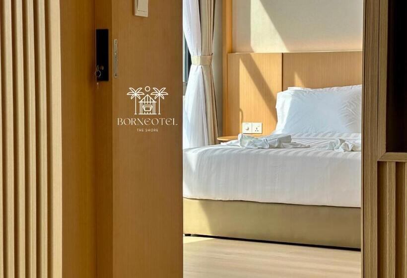 Люкс Superior Вид на Море, Borneotel The Shore Kk By Chg