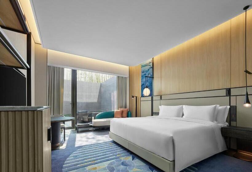 Стандартный Номер Кровать Кинг, Angsana Suzhou Shishan