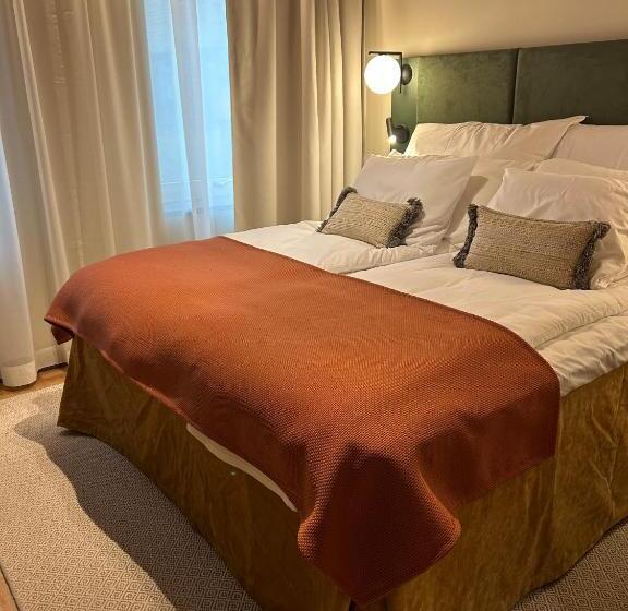 带阳台的豪华间, Fratelli