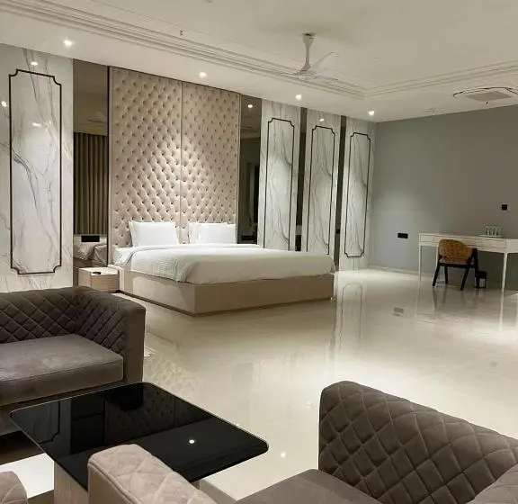 スイート, Pride Resort, Rajkot