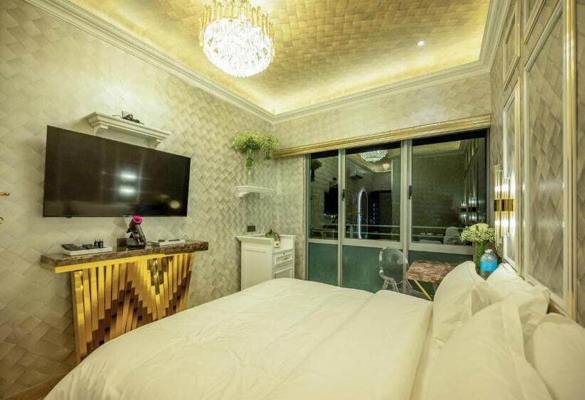 اتاق سوپریور با تخت بزرگ, Ritz Residence @ Imago Mall Loft B