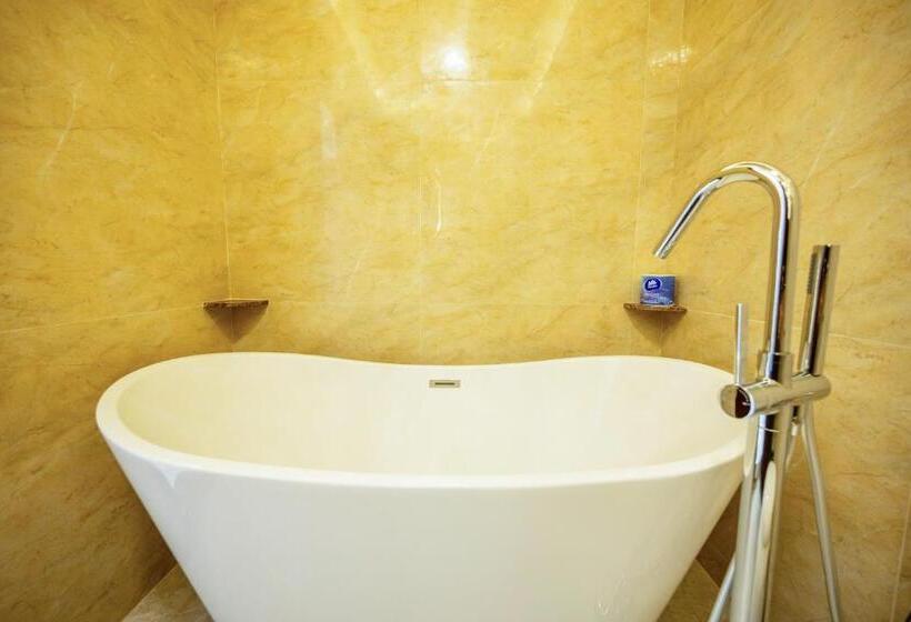 غرفة سوبيريور سرير كينج, Ritz Residence @ Imago Mall Loft B