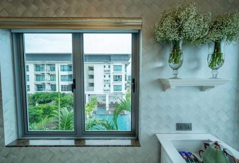 اتاق لوکس با تخت بزرگ, Ritz Residence @ Imago Mall Loft B