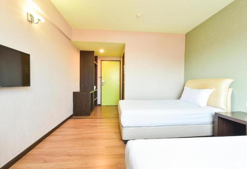 Habitació Deluxe, Capital O 516 Grand Ct