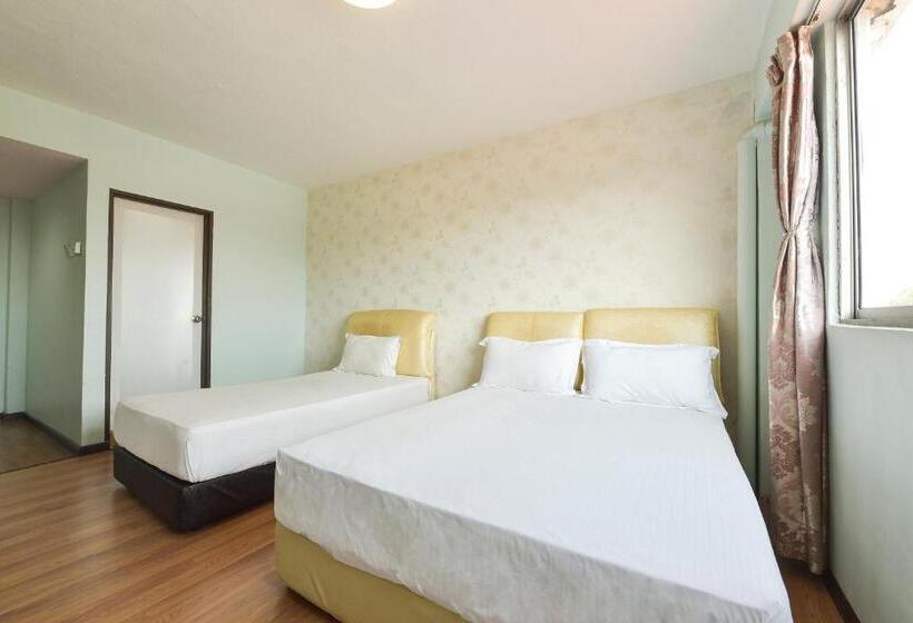 Suite Superior, Capital O 516 Grand Ct