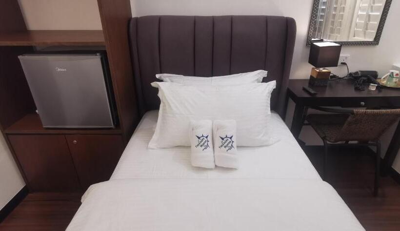 اتاق استاندارد یک نفره, Treasure Hunter At Heritage Georgetown