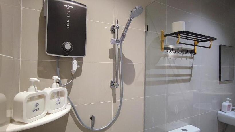 اتاق استاندارد, Treasure Hunter At Heritage Georgetown