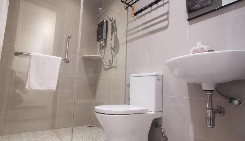 اتاق استاندارد, Treasure Hunter At Heritage Georgetown