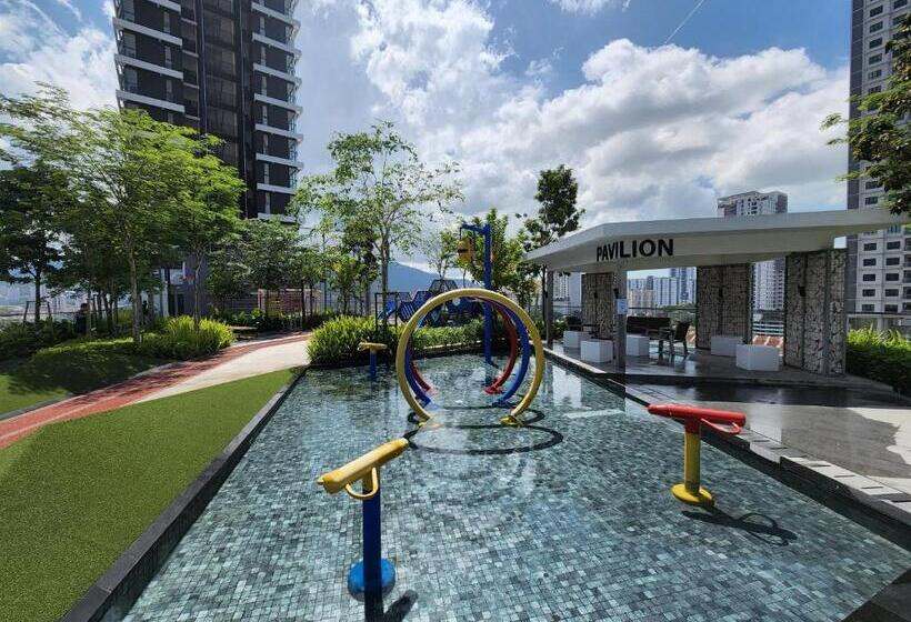 سوییت با چشم‌انداز دریا, Urban Suite   George Town