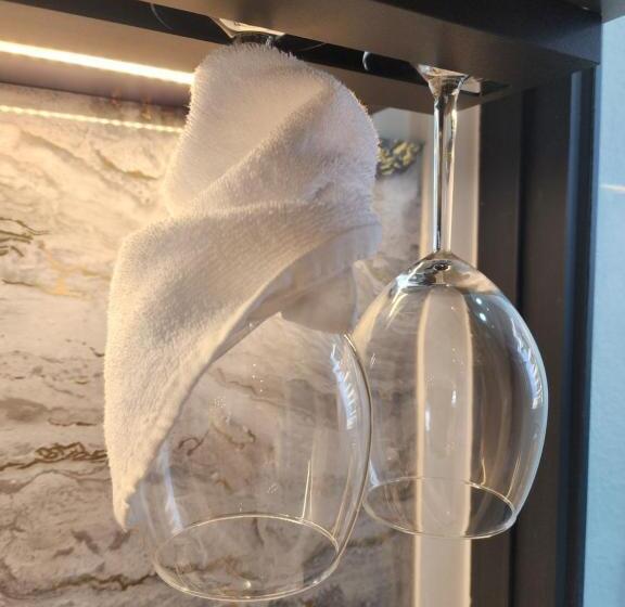 جناح إدارى, Urban Suite   George Town