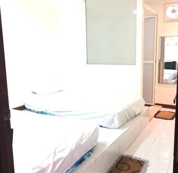 スタンダードルーム, Bonsai Homestay Kluang   B17