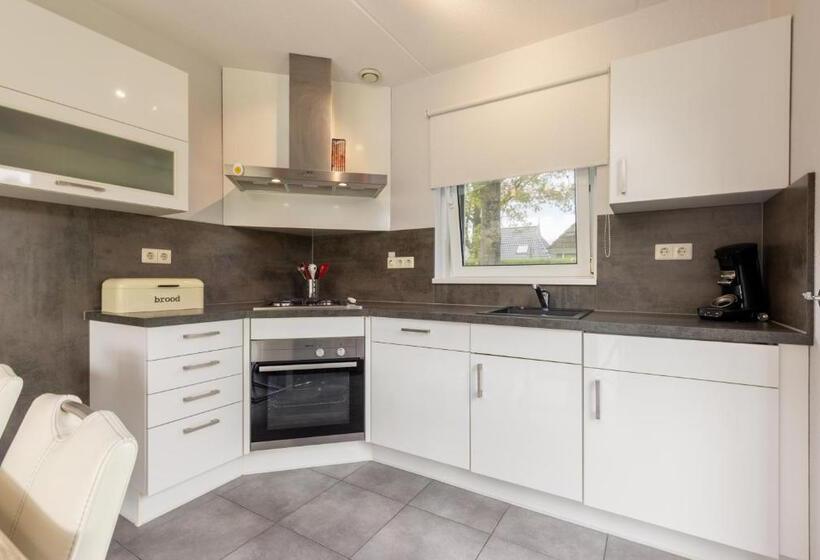 בקתה סופריור, Summio Vakantiepark It Wiid