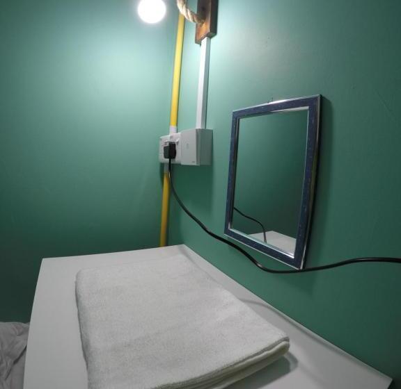 חדר אקונומי יחיד, Coco Guesthouse Kemaman