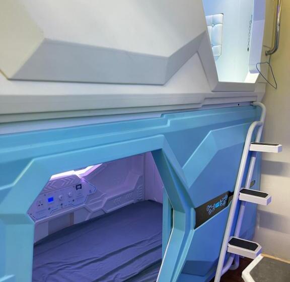 スタンダードシングルルーム, Pelangi Capsule Hostel