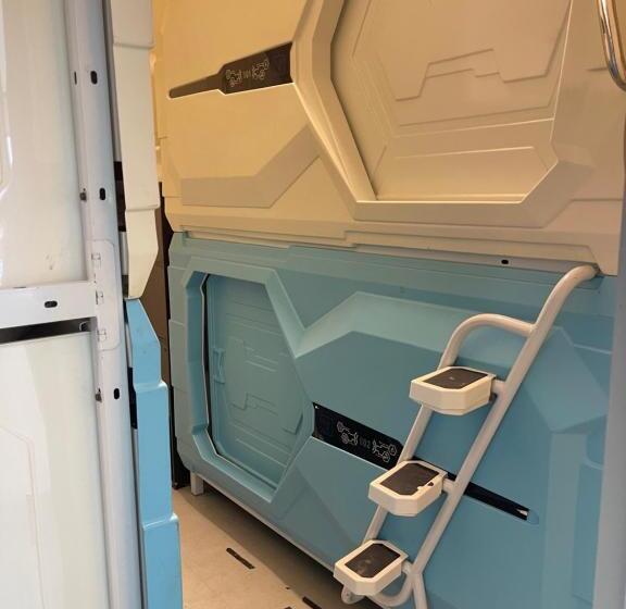 スタンダードシングルルーム, Pelangi Capsule Hostel