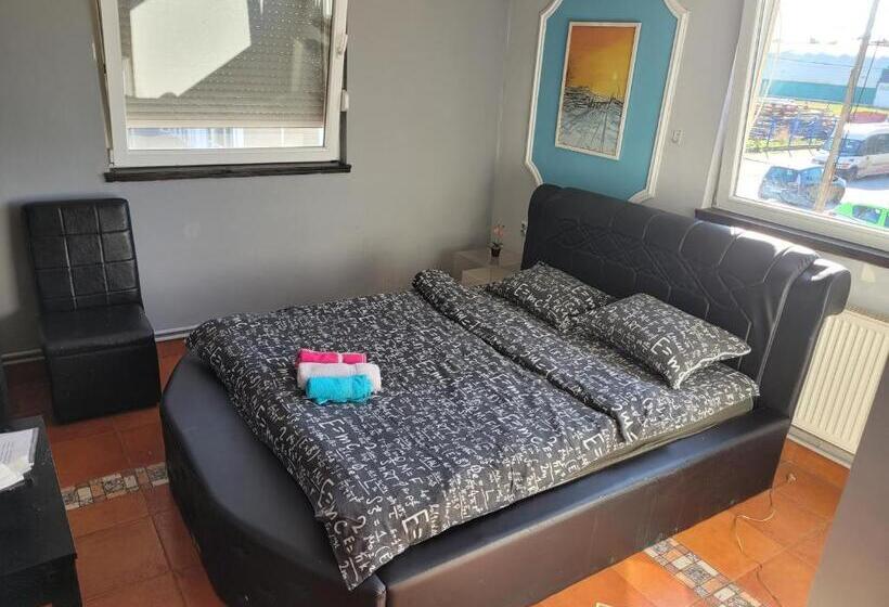 اتاق استاندارد, Kristal 2