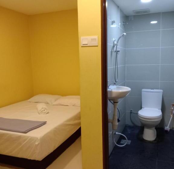 اتاق استاندارد با تخت بزرگ, Ras International