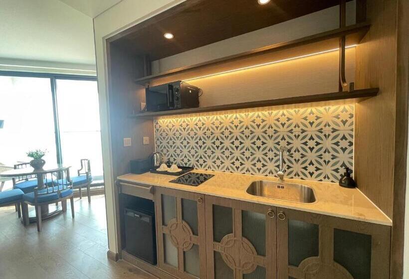 اتاق خانوادگی, Apec Mandala Cdt Resort