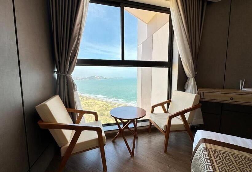 اتاق استاندارد سه نفره, Apec Mandala Cdt Resort