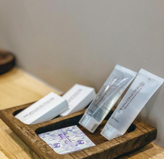 デラックスルーム, De Malle Molen