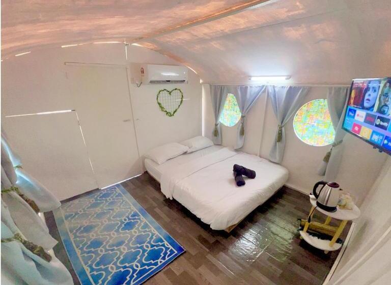 Quarto standard vista mar, Qowiy Village Langat