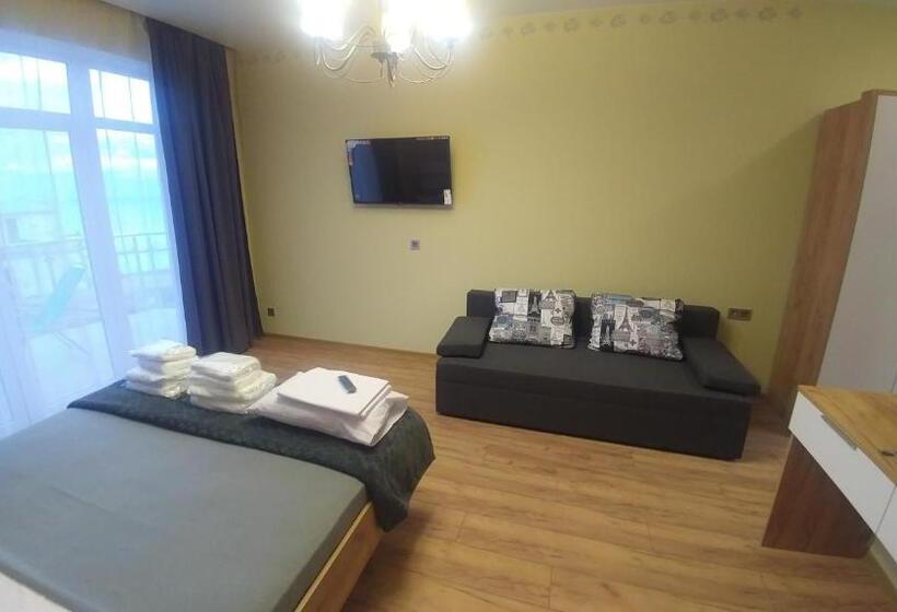 اتاق استاندارد چهار تخته با چشمانداز دریا, семейная вилла люстдорф