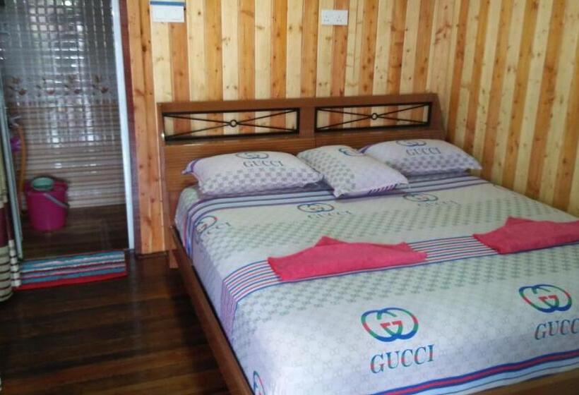 Стандартный Номер Кровать Кинг, Chalet Kb Wakaf Kayu