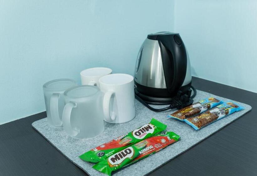 غرفة ديلوكس ثلاثية, Home Sweet Home