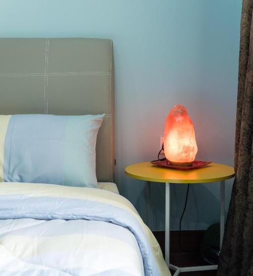 Quarto Triplo Deluxe, Home Sweet Home