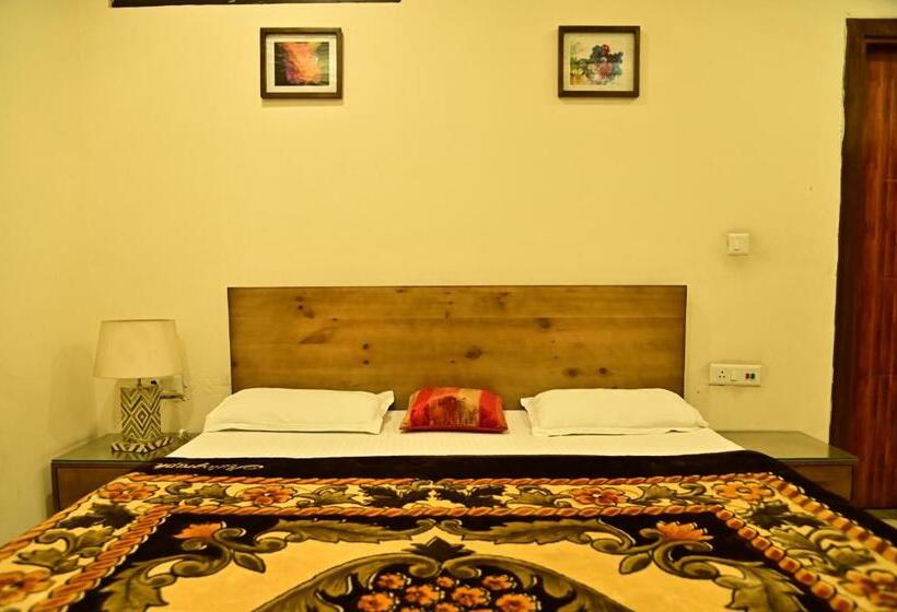 غرفة سوبيريور, Alig Inn