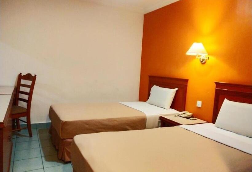 Номер Стандарт, Megah Inn