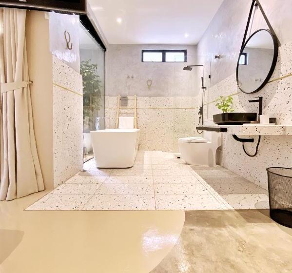 جناح, One Heritage