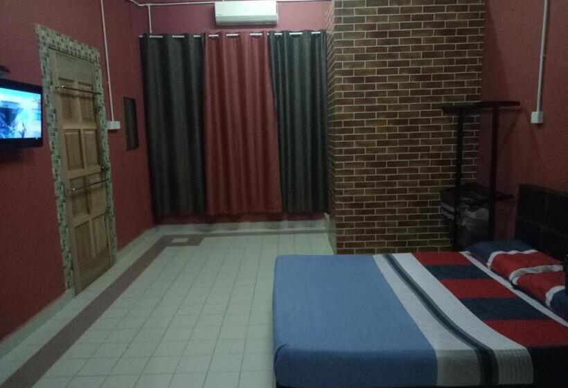 标准间, Kuala Besut Jetty Budget Hotel Ain   In Front Of Kuala Besut Jetty