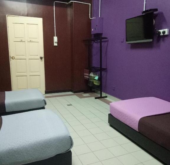 标准三人间, Kuala Besut Jetty Budget Hotel Ain   In Front Of Kuala Besut Jetty
