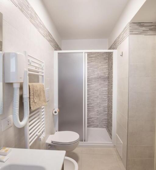 Номер Стандарт, B&b Latorraca