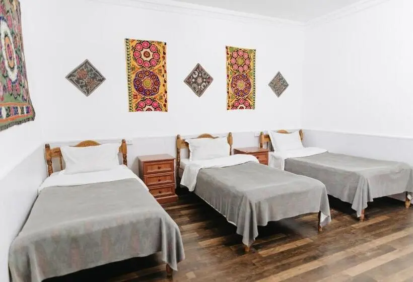Quarto Familiar, Trip.le Hostel Samarkand