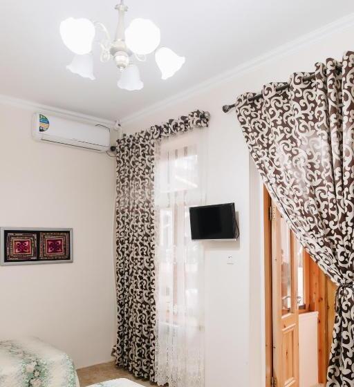 Quarto Familiar, Trip.le Hostel Samarkand