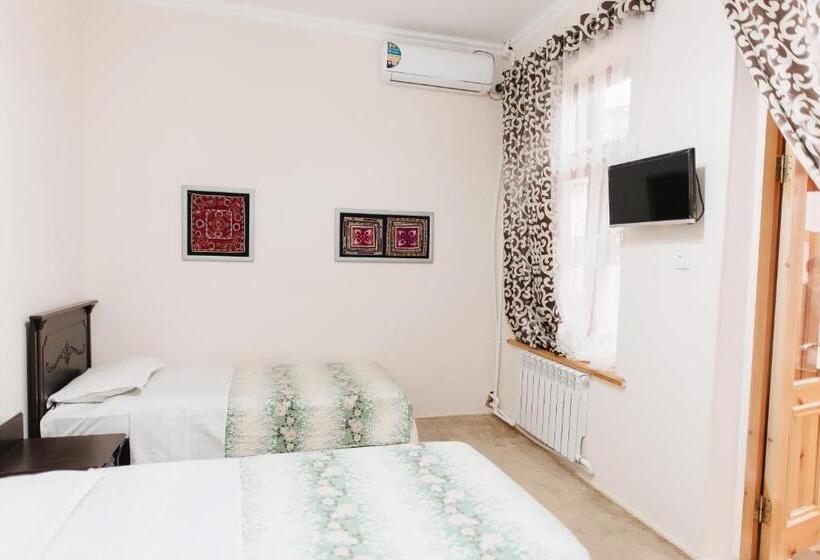 Quarto Familiar, Trip.le Hostel Samarkand