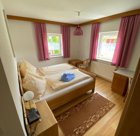 Quarto Estandar, Gasthof Widenschek