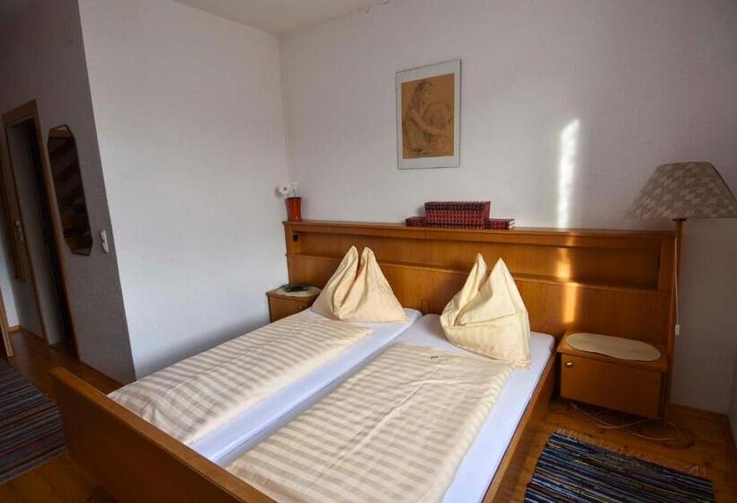 Quarto Triplo Estandar, Gasthof Widenschek