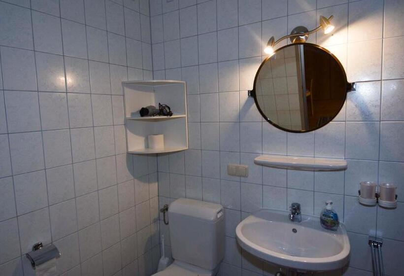 Quarto Triplo Estandar, Gasthof Widenschek