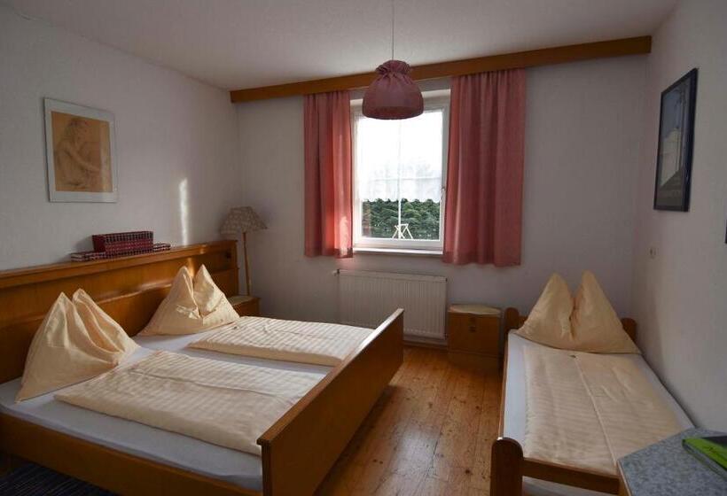 Quarto Triplo Estandar, Gasthof Widenschek